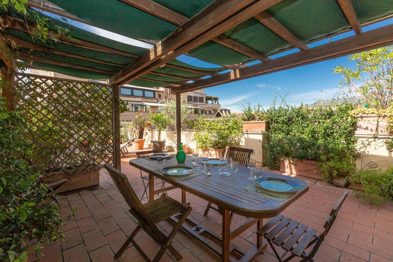 Apartamento Amazing New Penthouse With Terrace Jewish Ghetto Roma Exterior foto